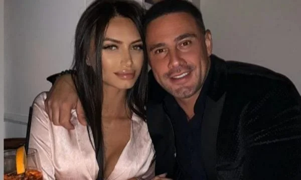 Robert breaks the silence, talks about the spectacular picture where Jessica was caught.