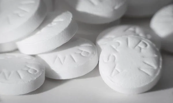 Attention, l'aspirine sur certaines personnes cause plus de dommages que les bienfaits pour la santé