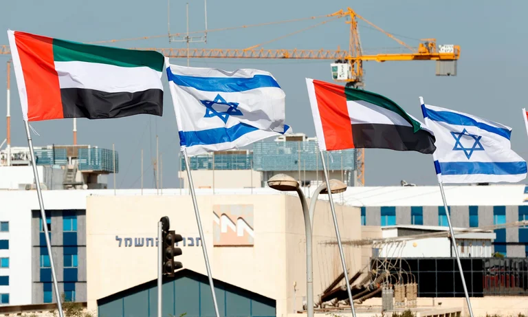 Historical agreement: Israeli and Arab Emirates Open the Phone Link