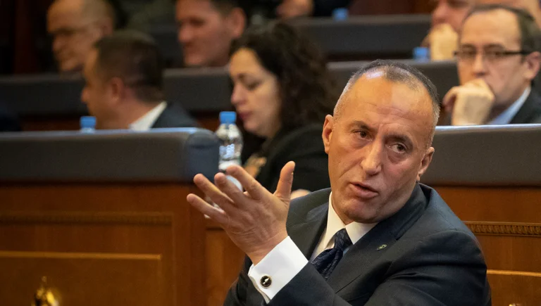 Quali sono i partner di coalizione di LDK-AAK che concordano?