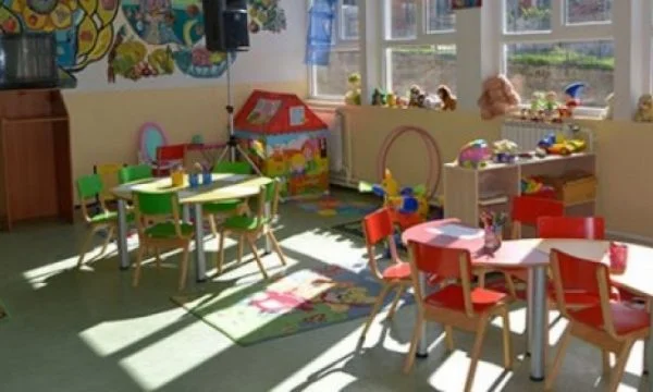 Most tutors at a nursery in Pristina have had coronarys, analysis shows