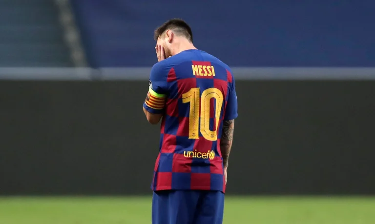 Spanish journalist gives the signal: Discovering Mess's Decision