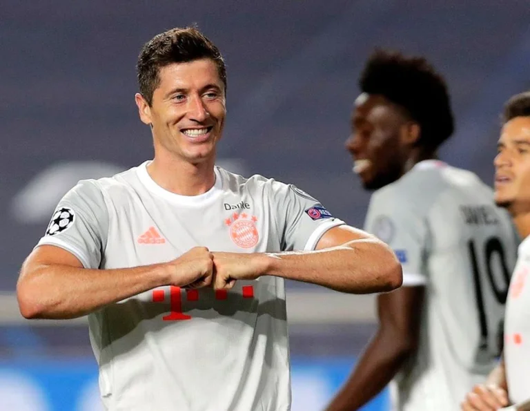 Lewandowskis einzigartige Antwort nach dem Sieg 8 über Barcelona durch 2