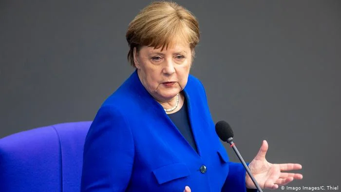 Strong tensions between Turkey and Greece, Merkel intervenes