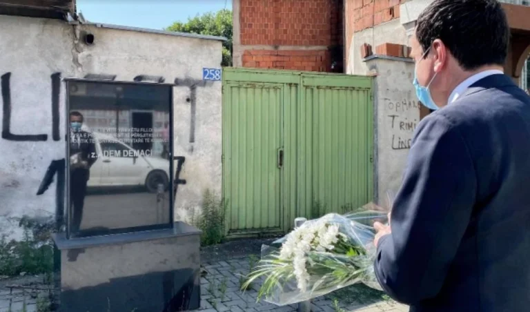 Kurti: Ademi Demac dio nombre internacional a KLA