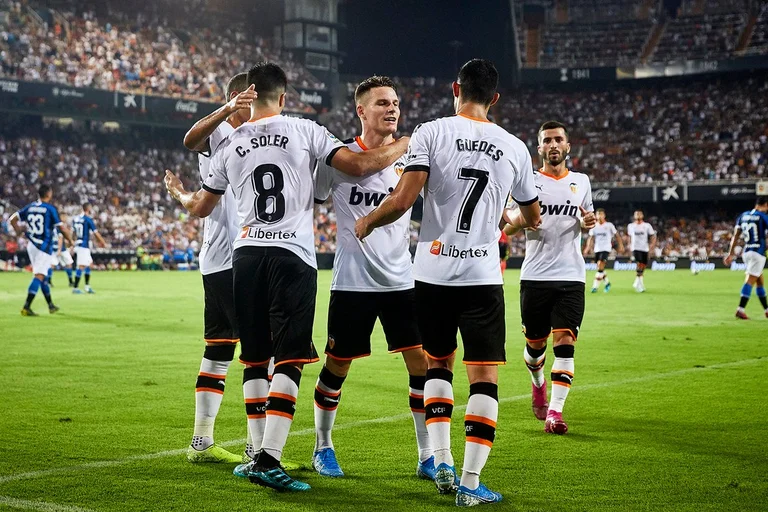 Notfallwarnung, Krise ist auf: Alle Spieler zum Verkauf