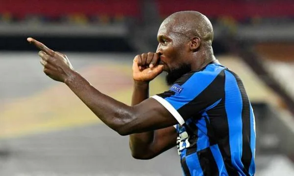 Luke Breaks Records con Inter
