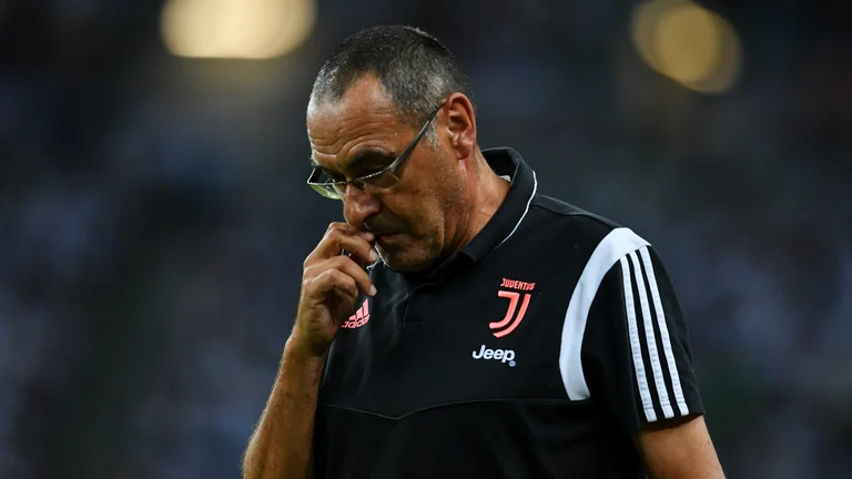È stato respinto da Juvenus: ecco quale squadra in Serie A sta cercando Sarri.
