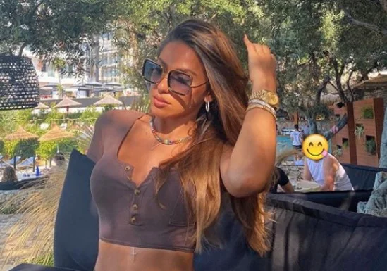 Angelina Hadergjünjia publishes new images in the bikini, comes in amazing shape