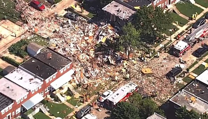 Deadly U.S. Blast berichtete über einen toten Mann und vier andere verletzt
