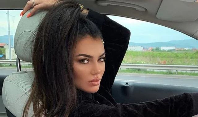 Morena Taraku ngrit temperaturat me foton e fundit