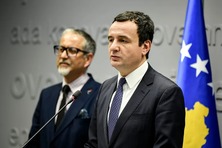 Kurt e Vita tacete di fronte alla politica pandemica