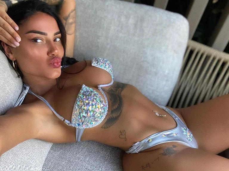 Morena, hot “” im letzten Fototyp