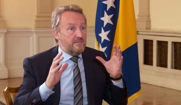 Izetbegovic: Wenn Serbien Kosovo erkennt, wird Bosniens Appetit offen