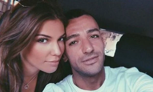 Casey enthüllt unsere Heiratspläne mit Stress