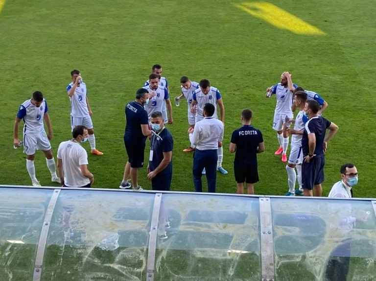 Light defeats Inter dÉscaldes and passes to the final of the Champions League preliminary phase