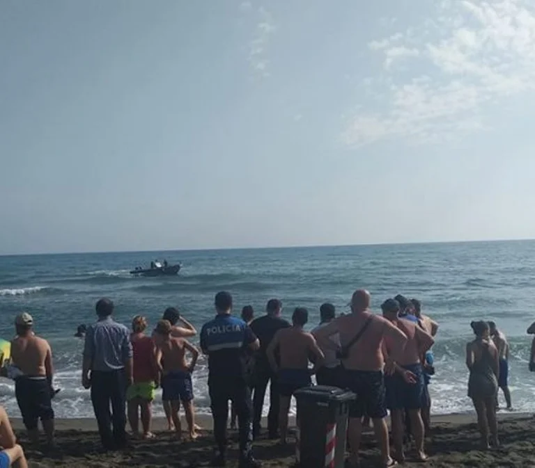 Ein Urlauber stirbt in Durres