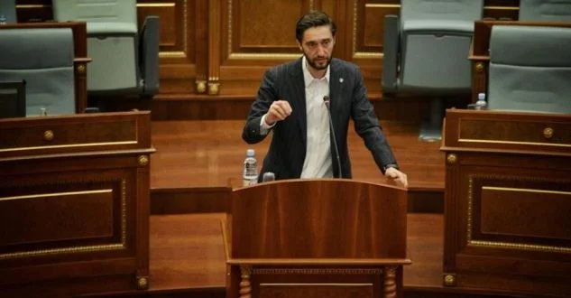 Uran Ismaili: Ka fakte që gjatë pandemisë u shkelën të drejtat e qytetarëve dhe u abuzua me paranë publike