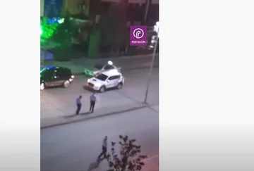 Pamje nga arrestimi i një taksisti nga Policia