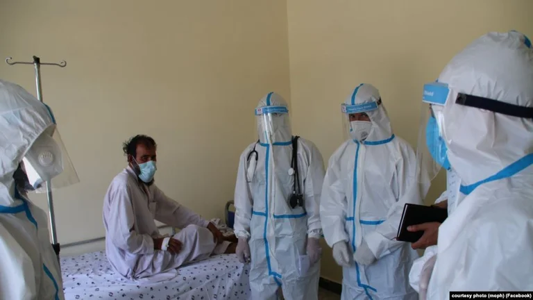 Rreth 10 milionë afganë besohet se kanë qenë të infektuar me koronavirus