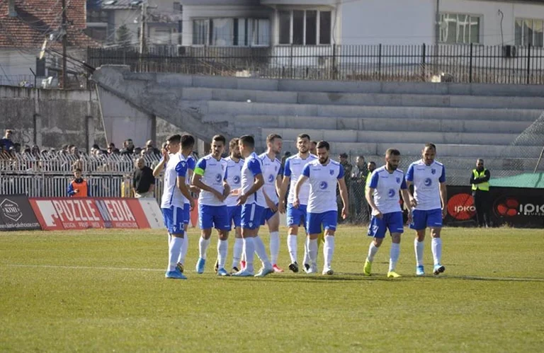Futbollistëve të Dritës u bëhet testi për koronavirus para udhëtimit në Zvicër