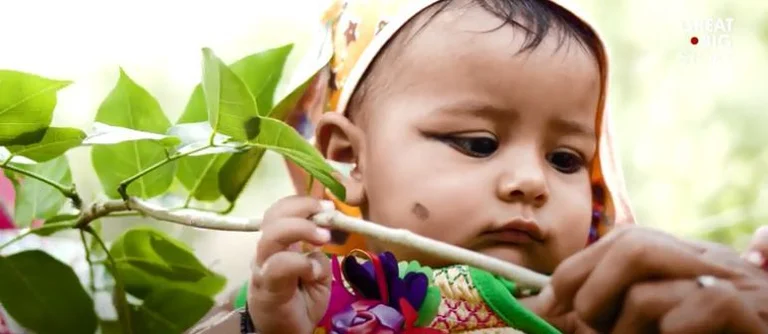 Villagers plant 111 Bäume jedes Mal, wenn ein Mädchen geboren wird