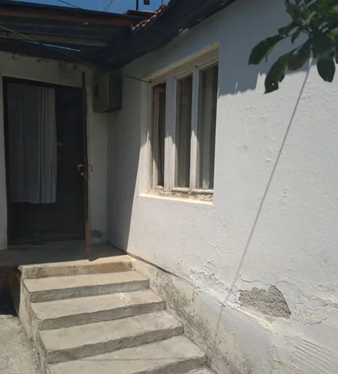 Faton Dobratiqi këkon ndihmë, nuk ka shtëpi dhe jeton në varfëri të skajshme