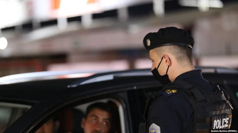 Për një javë, Policia shqiptoi mbi 1000 gjoba për mosrespektim të masave kundër pandemisë