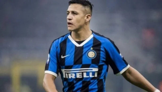 Man United i vendos çmimin Sanchezit