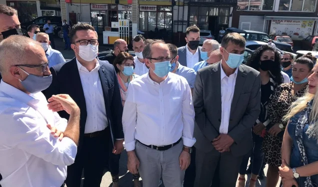 Fermeri nga Plava, Hotit: Mos investoni në asfalt por në bujqësi