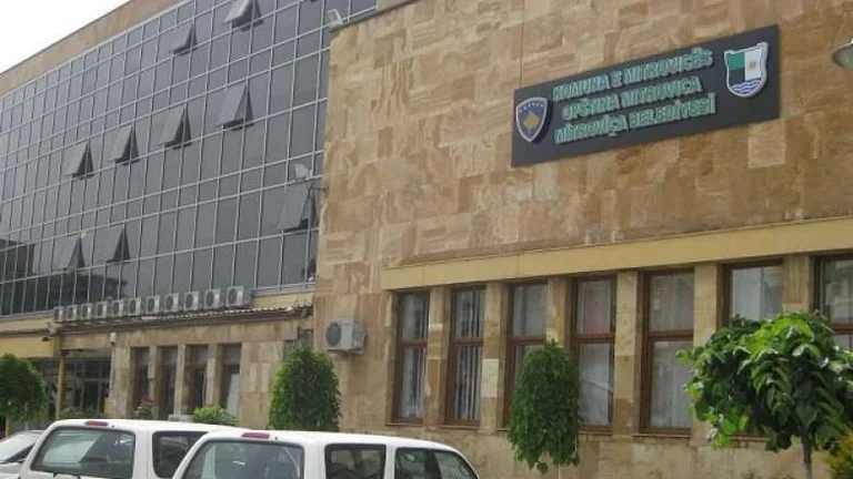 Akuzat se komuna bleu 30 mijë prezervativë, flet drejtoresha e Shëndetësisë në Mitrovicë