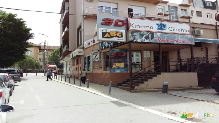 Mbretëron qetësi pas aksionit të policisë tek rruga afër kinemasë “ABC” (FOTO)