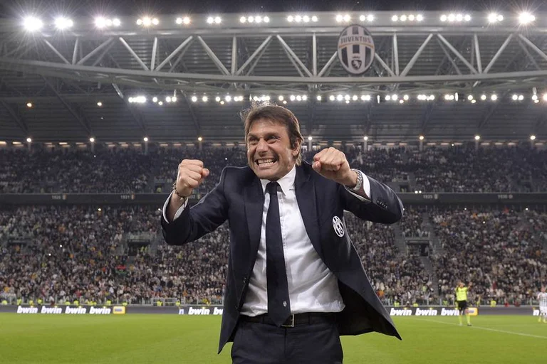 Juvenus desidera il suo allenatore rivale il suo compleanno: Antonio Cote separa i tifosi