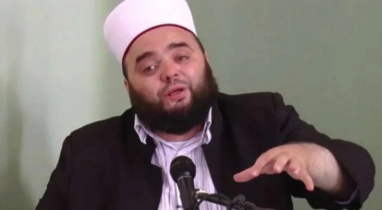 Imam Latifi: Test virus, le donne camminano nude, albanesi fuggire identità