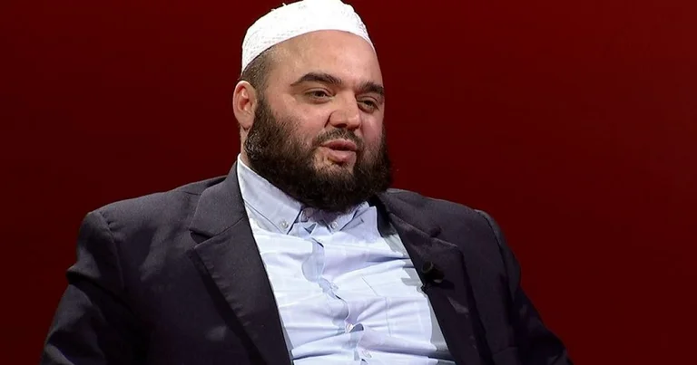 Imam Fatmir Latifi: Oltre alle moschee, le cellule del caffè sono chiuse per evitare che il virus si diffonda, e la malattia non conosce religione o tradizione.