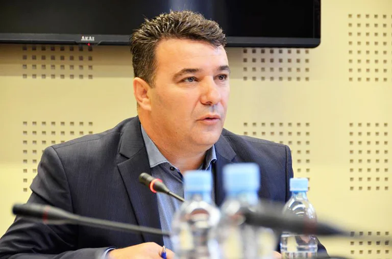 Haxhi Shala pritet të aderoj në AAK
