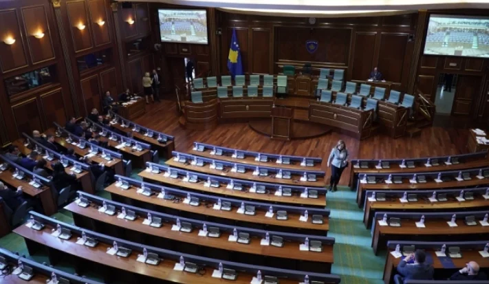 Budget Review Advanced in Second Reading