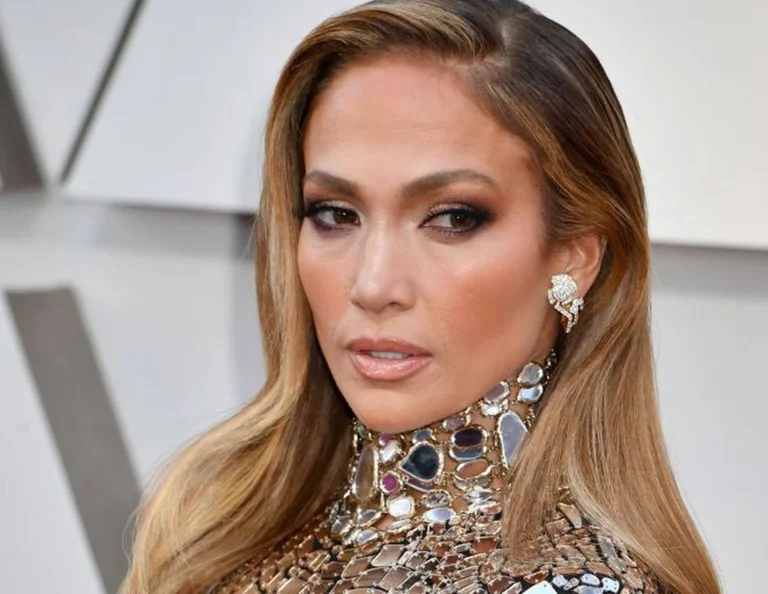 Red carpet secrets, to shine on an important day