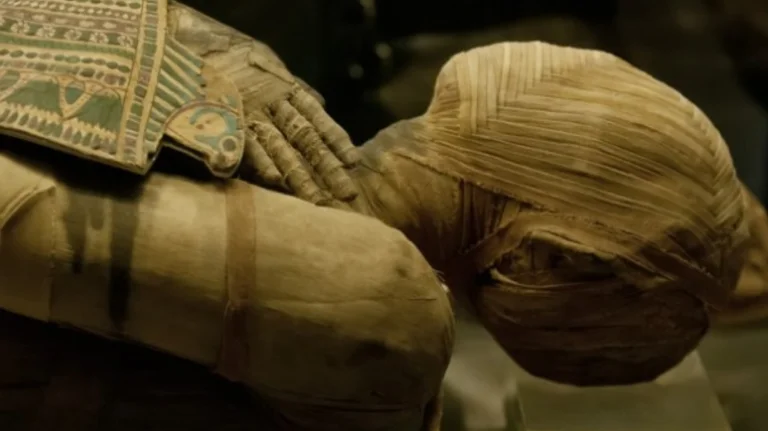 Two zombies surprise scientists: In Human Form but Without Human Remains