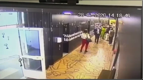 Están mostrando imágenes del accidente en el país que lo hizo por ayuda rápida. Vicepresidente VV.