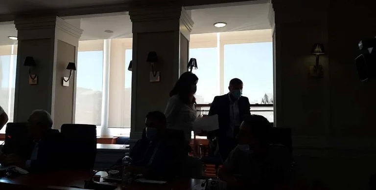 I conflitti continuano nel rapporto Veliu, raccolta di tre MP
