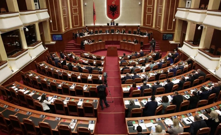 Three MPs in Albania with coronary