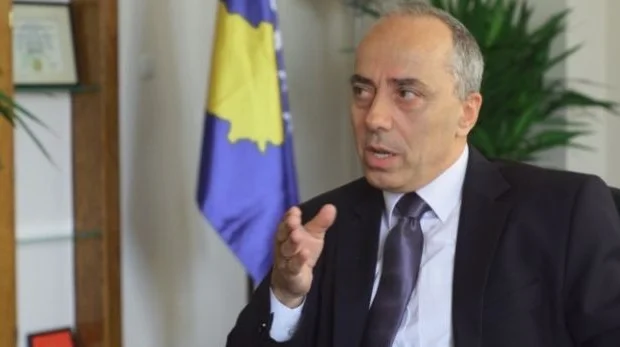 Lutfi Zharku i LDK-së: Shuni, bile tash mos folni