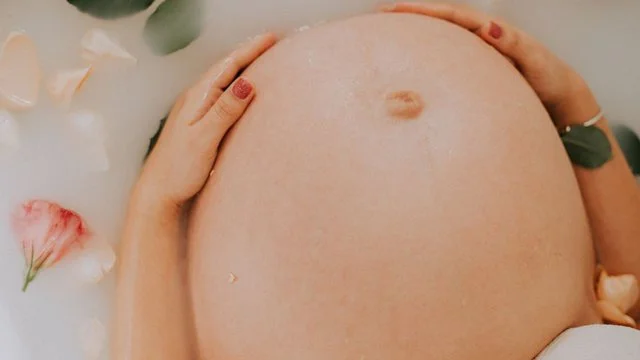 No todo lo que dicen las abuelas es verdad, 5 supersticiones en el embarazo que no tienes que creer más