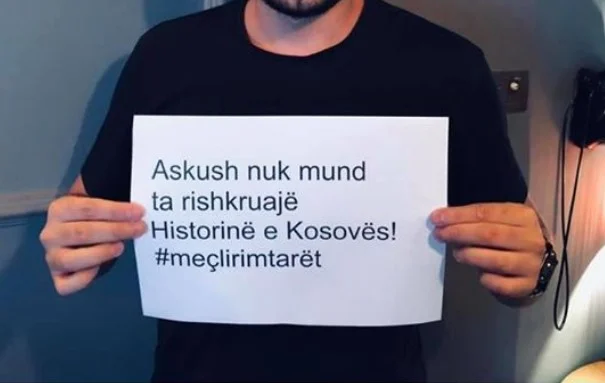 Artists protest: Serbia's state killed about 11,000 innocent Albanians (Photo)