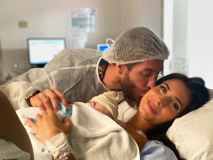 Ramos wird wieder Vater, Pilar gibt dem vierten Sohn des Paares Geburt.
