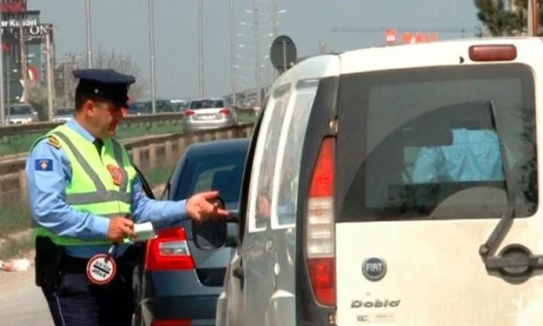 Attempted to bribe police with 20 euros, Albanian citizen arrested at border