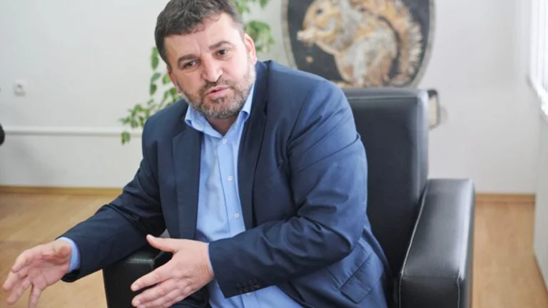 Kuçi: Kërkuam nga “Dardafon” t’i zhbllokojë llogaritë bankare të Telekomit