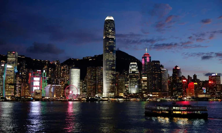China threatens Britain after decision on Hong Kong: “to do so suffer consequences”