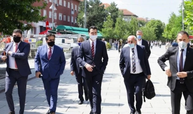 Basha vazhdon vizitën në Kosovë, kjo është agjenda e tij për sot